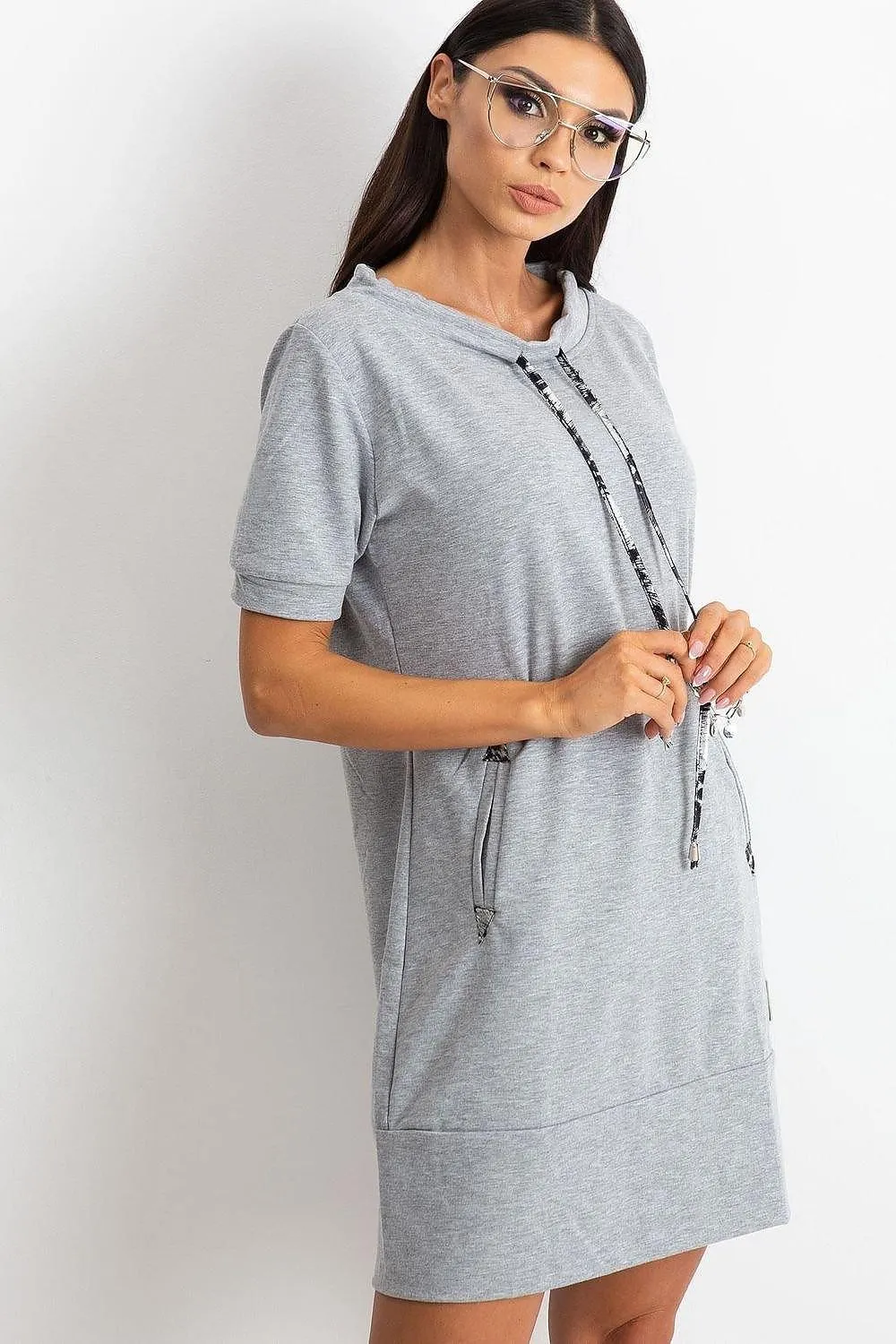 Chic Athletic Dress with Convenient Pockets