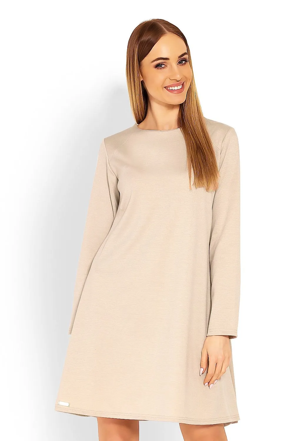 Chic Trapezoidal Daydress with Stylish Peekaboo Accents