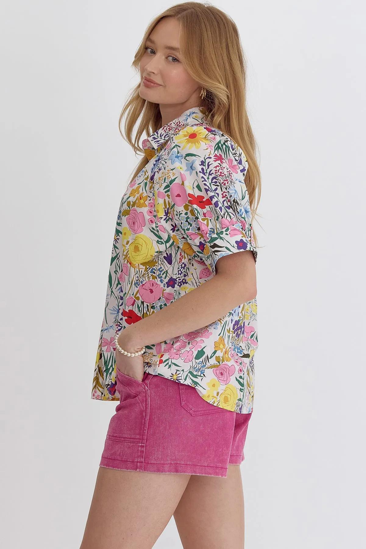 Floral Print Collared Top Featuring Button Closure