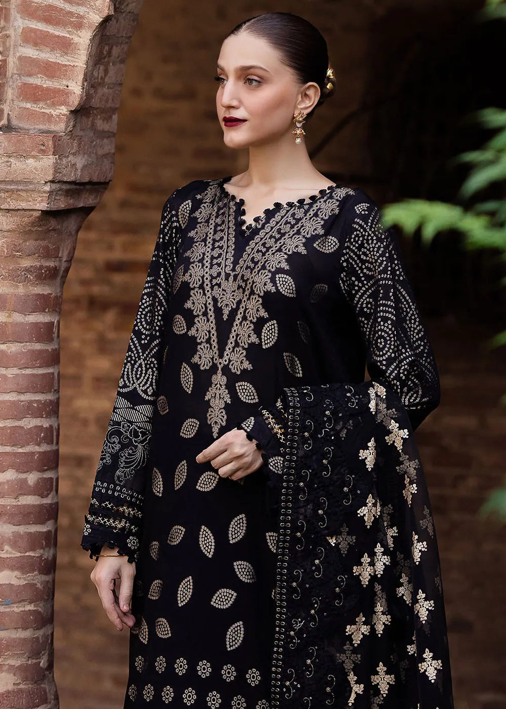 Maya Jacquard Formals '24 by Nureh | NJ-100